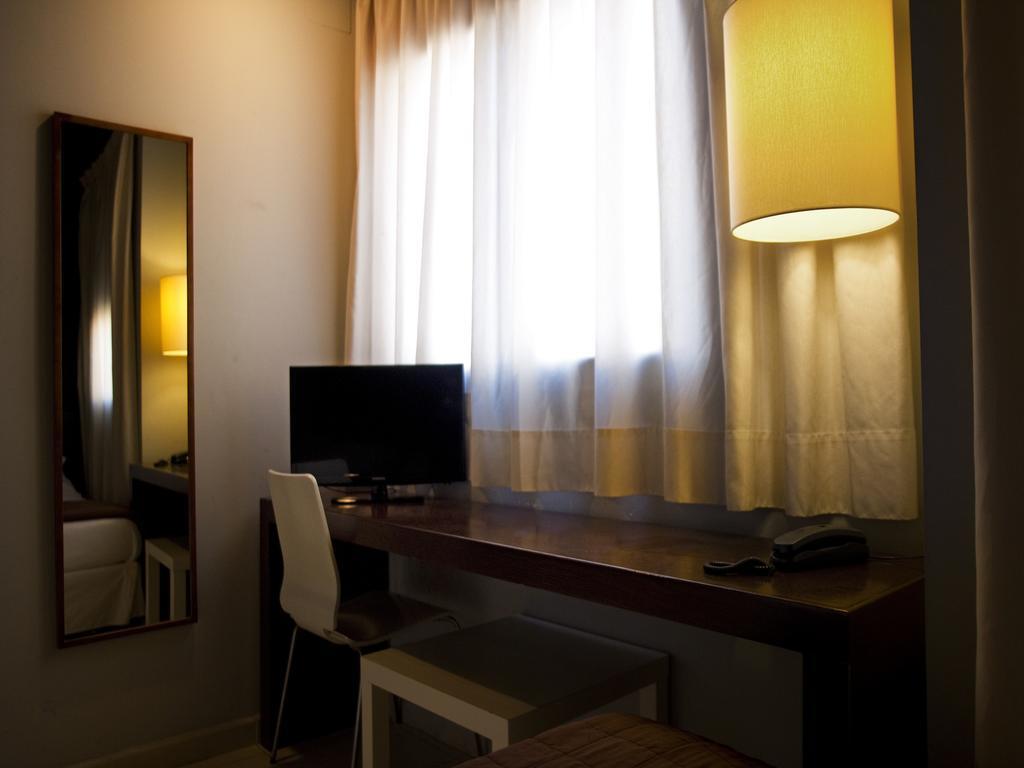 Hostal Badaloni บาดาโลนา ห้อง รูปภาพ